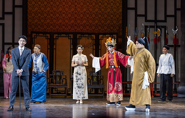 1702955257415697.jpg 演出现场5.jpg